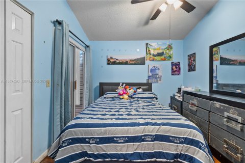 Villa ou maison à vendre à Orlando, Floride: 3 chambres, 177.63 m2 № 2011475 - photo 17