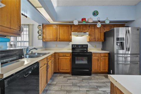 Villa ou maison à vendre à Orlando, Floride: 3 chambres, 177.63 m2 № 2011475 - photo 7