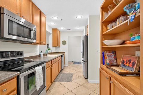 Купить кондоминиум в Брейдентон, Флорида 6 комнат, 128.3м2, № 2239675 - фото 11