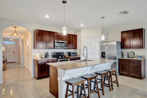 House in Wimauma, Florida 4 bedrooms, 171.5 sq.m. № 1624822 - photo 29