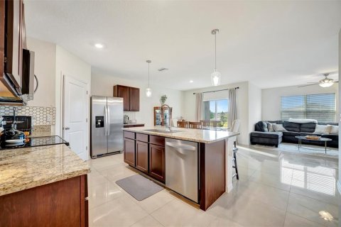 House in Wimauma, Florida 4 bedrooms, 171.5 sq.m. № 1624822 - photo 26