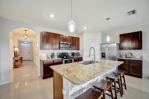 House in Wimauma, Florida 4 bedrooms, 171.5 sq.m. № 1624822 - photo 28