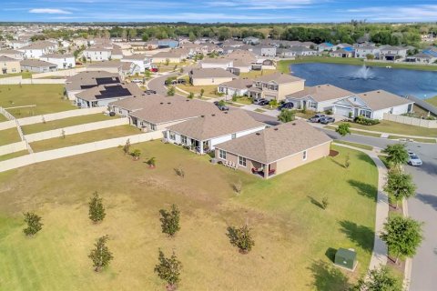 House in Wimauma, Florida 4 bedrooms, 171.5 sq.m. № 1624822 - photo 9