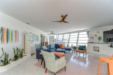 Villa ou maison à louer à Saint Petersburg, Floride: 2 chambres, 204.94 m2 № 1687875 - photo 28
