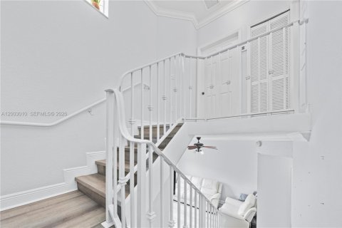 Touwnhouse à vendre à Hialeah, Floride: 2 chambres, 106.84 m2 № 2090602 - photo 10
