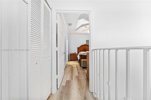 Touwnhouse à vendre à Hialeah, Floride: 2 chambres, 106.84 m2 № 2090602 - photo 13