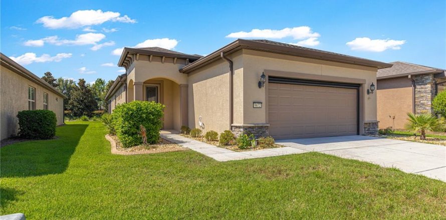Casa en Ocala, Florida 2 dormitorios, 143.53 m2 № 1874025