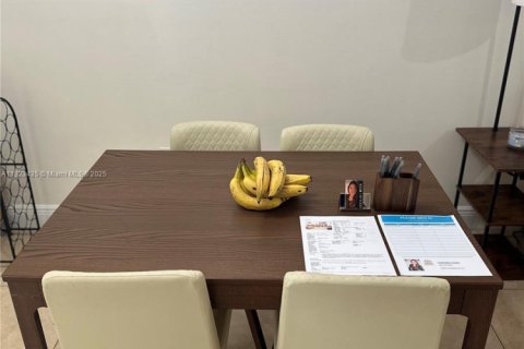 Copropriété à vendre à Opa-locka, Floride: 2 chambres, 74.32 m2 № 1937833 - photo 5