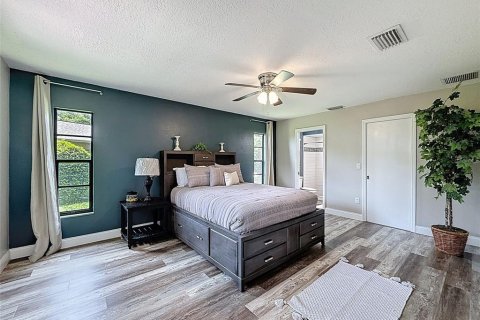 Casa en venta en New Port Richey, Florida, 2 dormitorios, 134.34 m2 № 1883604 - foto 21