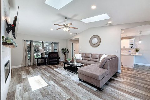 Casa en venta en New Port Richey, Florida, 2 dormitorios, 134.34 m2 № 1883604 - foto 17