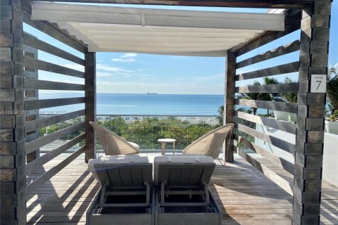 Condominio en venta en Miami Beach, Florida, 1 dormitorio, 70.61 m2 № 2038860 - foto 15