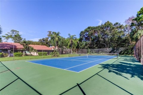 Condo in Seminole, Florida, 2 bedrooms  № 2380846 - photo 18