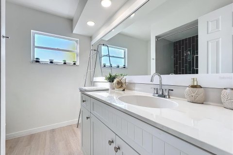 Casa en venta en Sarasota, Florida, 3 dormitorios, 132.01 m2 № 1529028 - foto 24