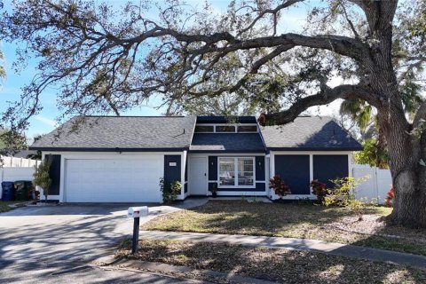 Casa en venta en Sarasota, Florida, 3 dormitorios, 132.01 m2 № 1529028 - foto 1