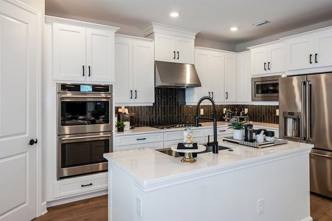 Casa en venta en New Smyrna Beach, Florida, 6 dormitorios, 388.42 m2 № 1876611 - foto 8