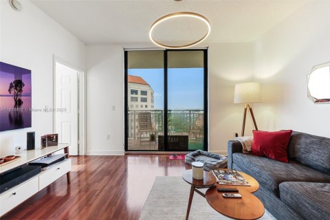 Condo in Coral Gables, Florida, 2 bedrooms  № 1927744 - photo 11