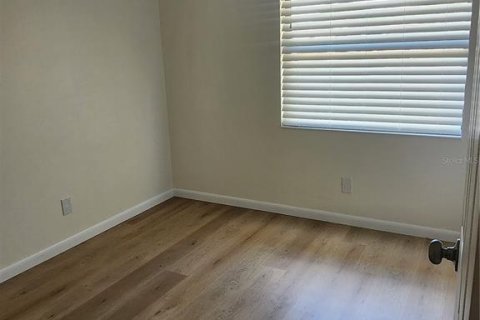 House in Largo, Florida 3 bedrooms, 102.94 sq.m. № 2226888 - photo 6