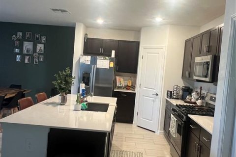 Casa en venta en Land O' Lakes, Florida, 4 dormitorios, 173.73 m2 № 1807262 - foto 6