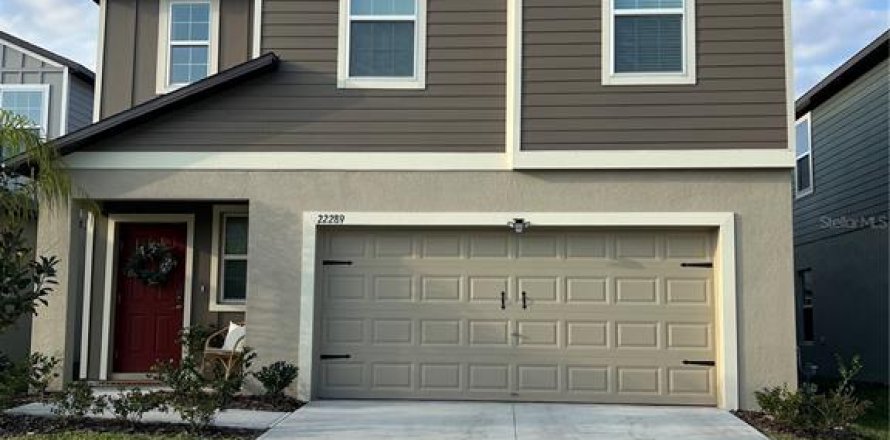 Casa en Land O' Lakes, Florida 4 dormitorios, 173.73 m2 № 1807262
