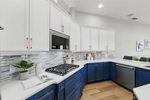 House in Windermere, Florida 4 bedrooms, 297.84 sq.m. № 1649578 - photo 10