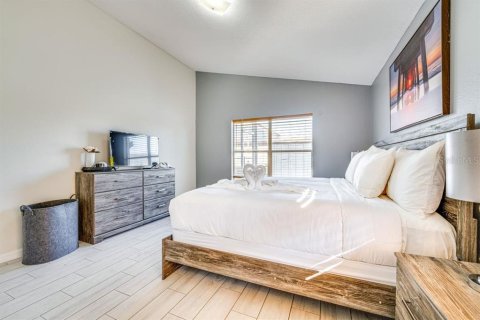 Casa en alquiler en Kissimmee, Florida, 3 dormitorios, 142.7 m2 № 1904927 - foto 11