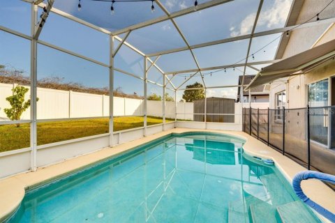 Casa en alquiler en Kissimmee, Florida, 3 dormitorios, 142.7 m2 № 1904927 - foto 24