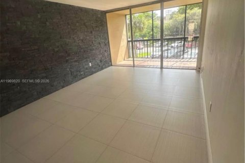 Copropriété à louer à Miami, Floride: 2 chambres, 86.96 m2 № 2086291 - photo 4