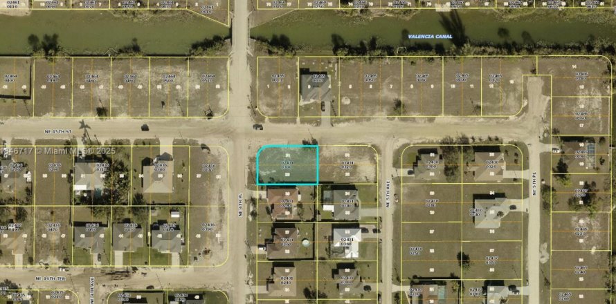 Terrain à Cape Coral, Floride № 1845874