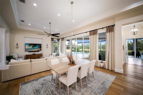 Casa en venta en Bradenton, Florida, 5 dormitorios, 549.24 m2 № 2237468 - foto 10