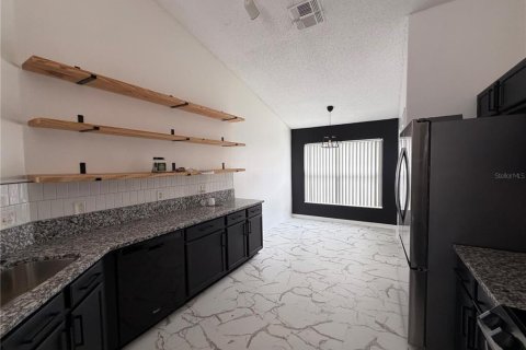 Купить виллу или дом в Гроувленд, Флорида 8 комнат, 169.27м2, № 2388752 - фото 11