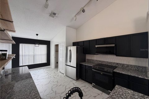Купить виллу или дом в Гроувленд, Флорида 8 комнат, 169.27м2, № 2388752 - фото 10