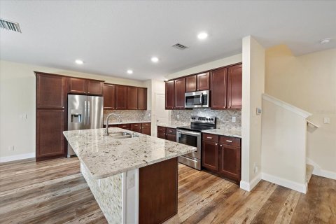 Villa ou maison à vendre à Sarasota, Floride: 4 chambres, 188.31 m2 № 1899272 - photo 4