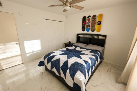 Condo in Clearwater, Florida, 2 bedrooms  № 1598214 - photo 14