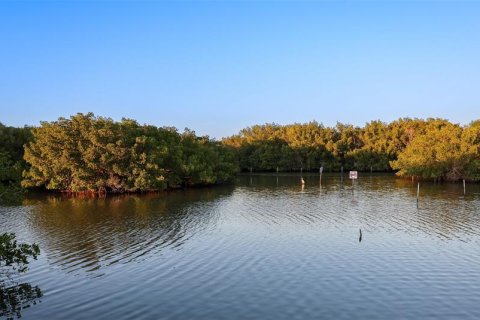 Condo in Clearwater, Florida, 2 bedrooms  № 1598214 - photo 26