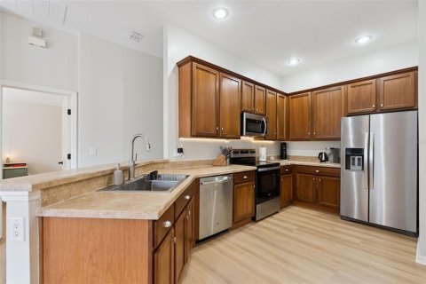 Townhouse in Sanford, Florida 2 bedrooms, 112.78 sq.m. № 2310048 - photo 14