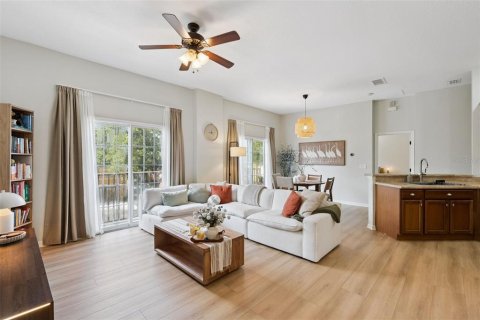 Townhouse in Sanford, Florida 2 bedrooms, 112.78 sq.m. № 2310048 - photo 6
