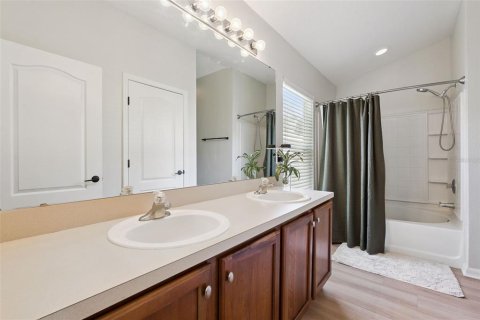 Townhouse in Sanford, Florida 2 bedrooms, 112.78 sq.m. № 2310048 - photo 25