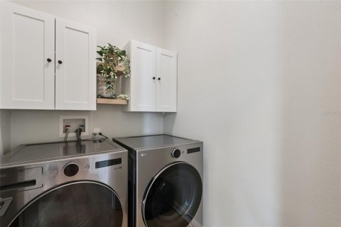 Townhouse in Sanford, Florida 2 bedrooms, 112.78 sq.m. № 2310048 - photo 28