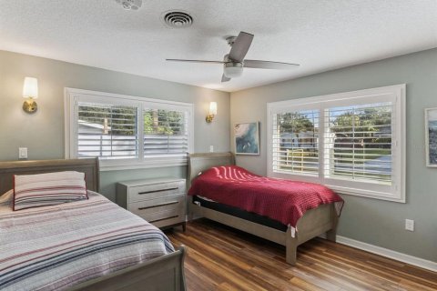 Villa ou maison à vendre à Fruitland Park, Floride: 4 chambres, 171.68 m2 № 2410676 - photo 15