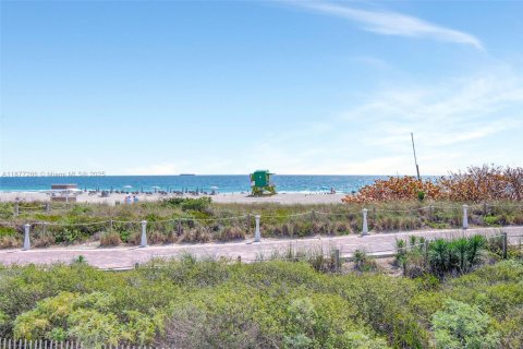 Купить кондоминиум в Майами-Бич, Флорида 1 спальня, 60.94м2, № 1924159 - фото 28