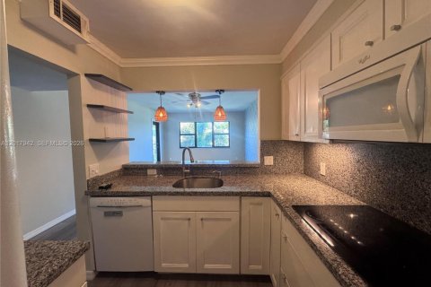 Condominio en alquiler en Fort Lauderdale, Florida, 2 dormitorios, 78.97 m2 № 2077555 - foto 7