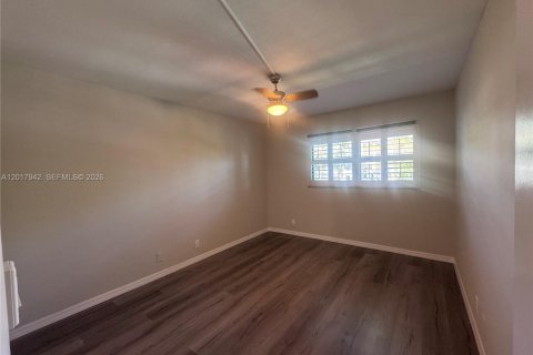 Condominio en alquiler en Fort Lauderdale, Florida, 2 dormitorios, 78.97 m2 № 2077555 - foto 21