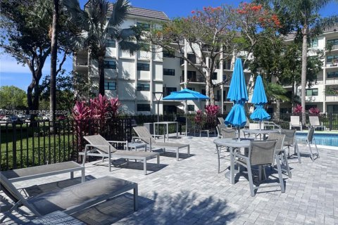 Condominio en alquiler en Fort Lauderdale, Florida, 2 dormitorios, 78.97 m2 № 2077555 - foto 25