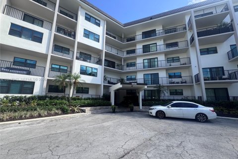 Condominio en alquiler en Fort Lauderdale, Florida, 2 dormitorios, 78.97 m2 № 2077555 - foto 28