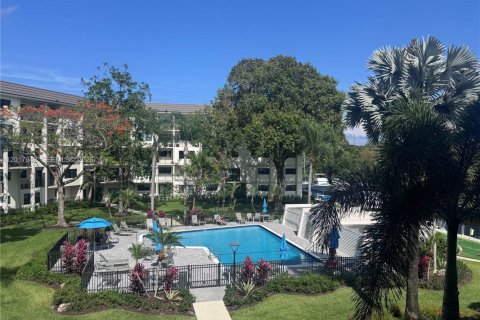 Condominio en alquiler en Fort Lauderdale, Florida, 2 dormitorios, 78.97 m2 № 2077555 - foto 10