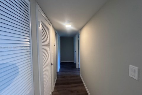 Condominio en alquiler en Fort Lauderdale, Florida, 2 dormitorios, 78.97 m2 № 2077555 - foto 14