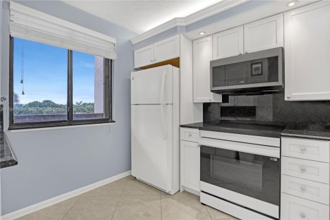 Condo in Jupiter, Florida, 2 bedrooms № 1998791 - photo 9