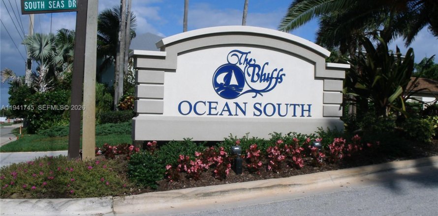 Condo in Jupiter, Florida, 2 bedrooms № 1998791