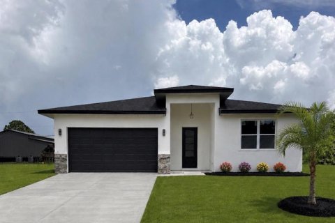 House in Palm Bay, Florida 3 bedrooms, 157.93 sq.m. № 2315004