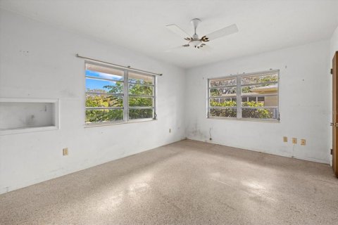 House in Sarasota, Florida 3 bedrooms, 177.16 sq.m. № 1597647 - photo 9